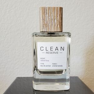 FINAL MARKDOWN EUC Clean Reserve Velvet Flora by Clean Eau De Parfum Spray 3.4oz